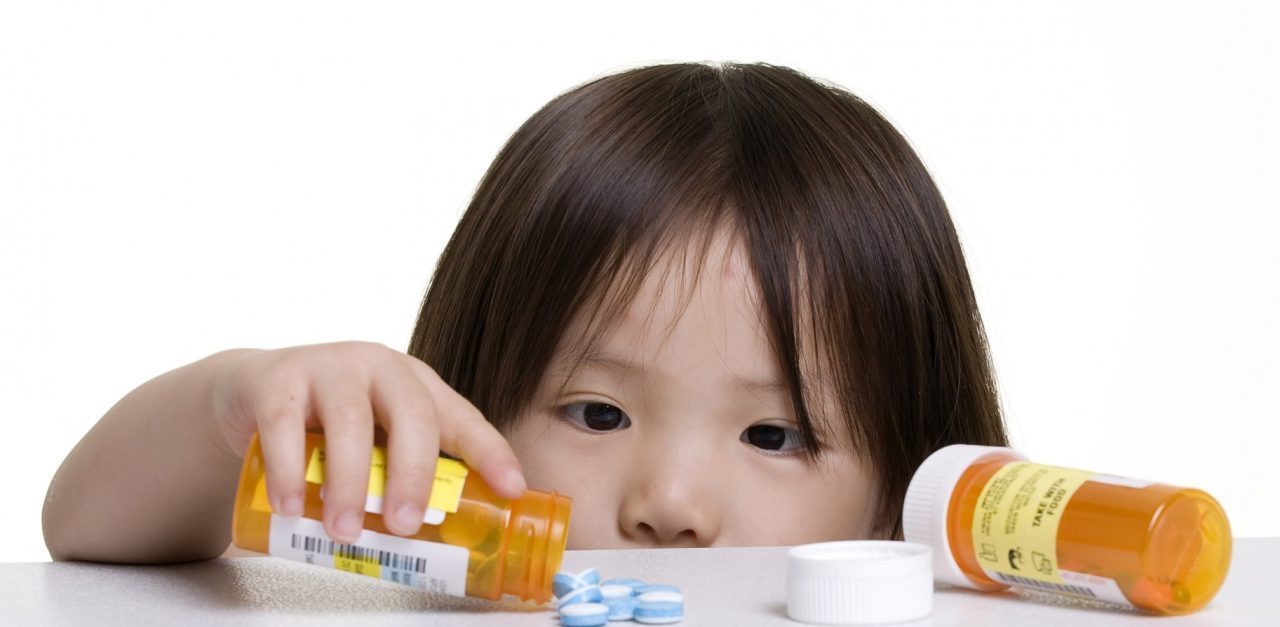 Sử dụng thuốc kháng sinh cho trẻ em sao cho đúng?
